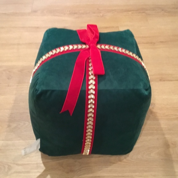 Christmas Present Toss Pillow  - Accent Pillow Decoration - Picture 5 of 7